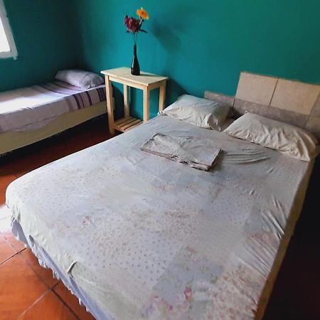 Hostel Loli Puerto Iguazu Luaran gambar
