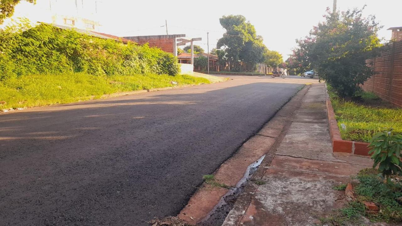 Hostel Loli Puerto Iguazu Luaran gambar