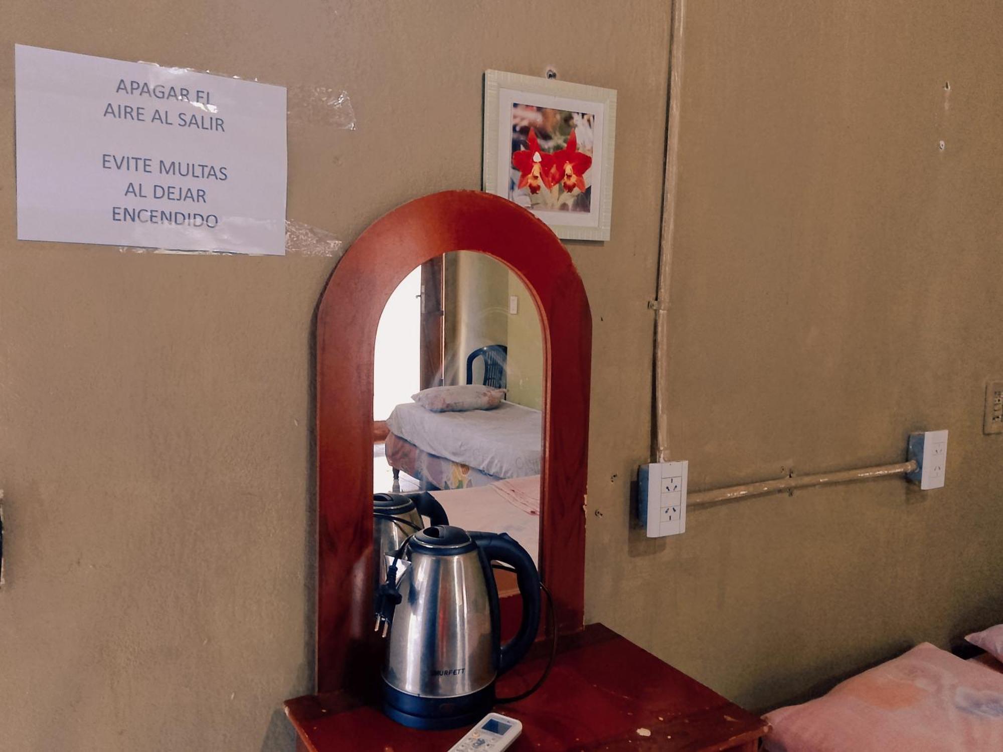 Hostel Loli Puerto Iguazu Luaran gambar