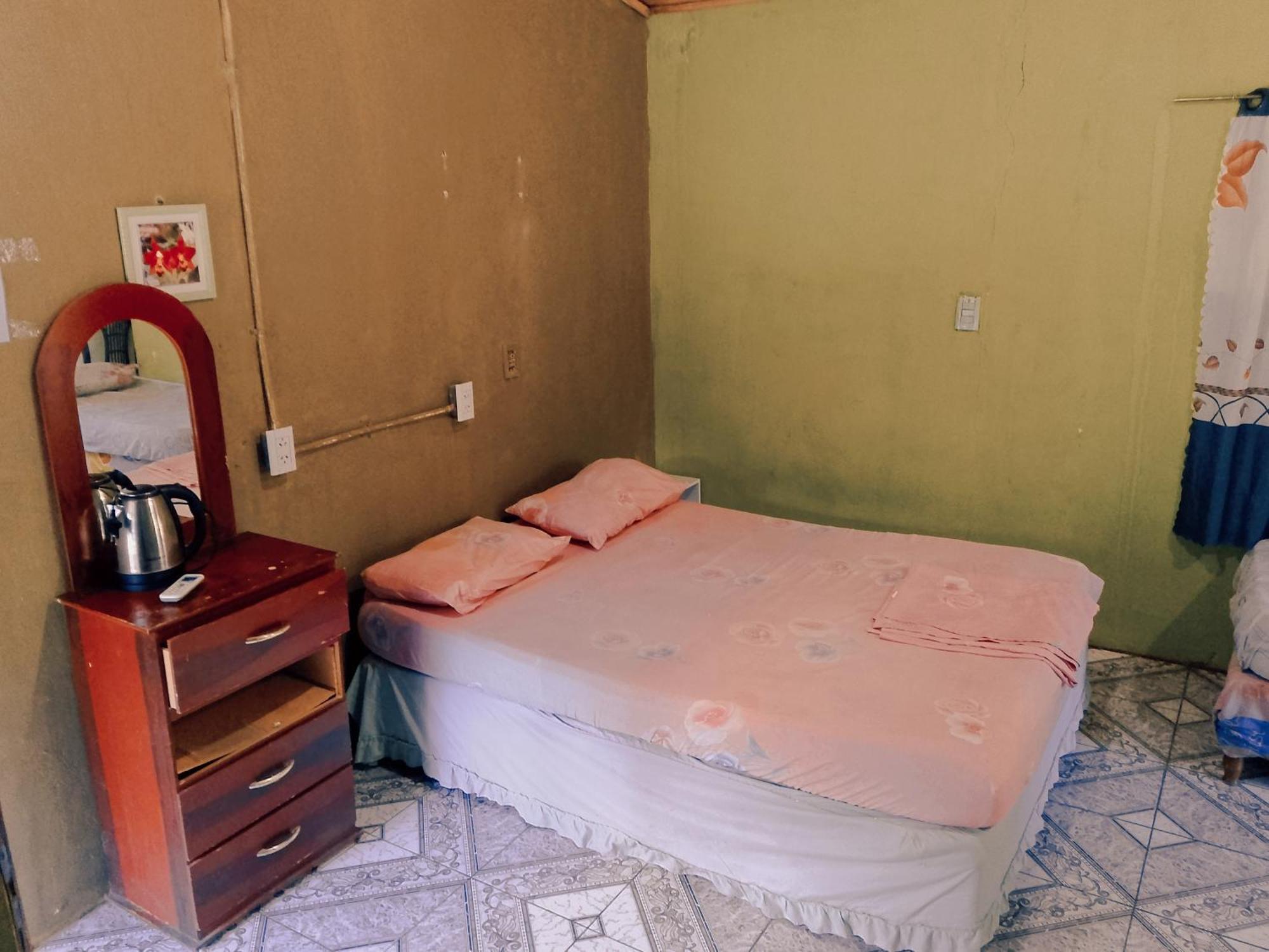 Hostel Loli Puerto Iguazu Bilik gambar