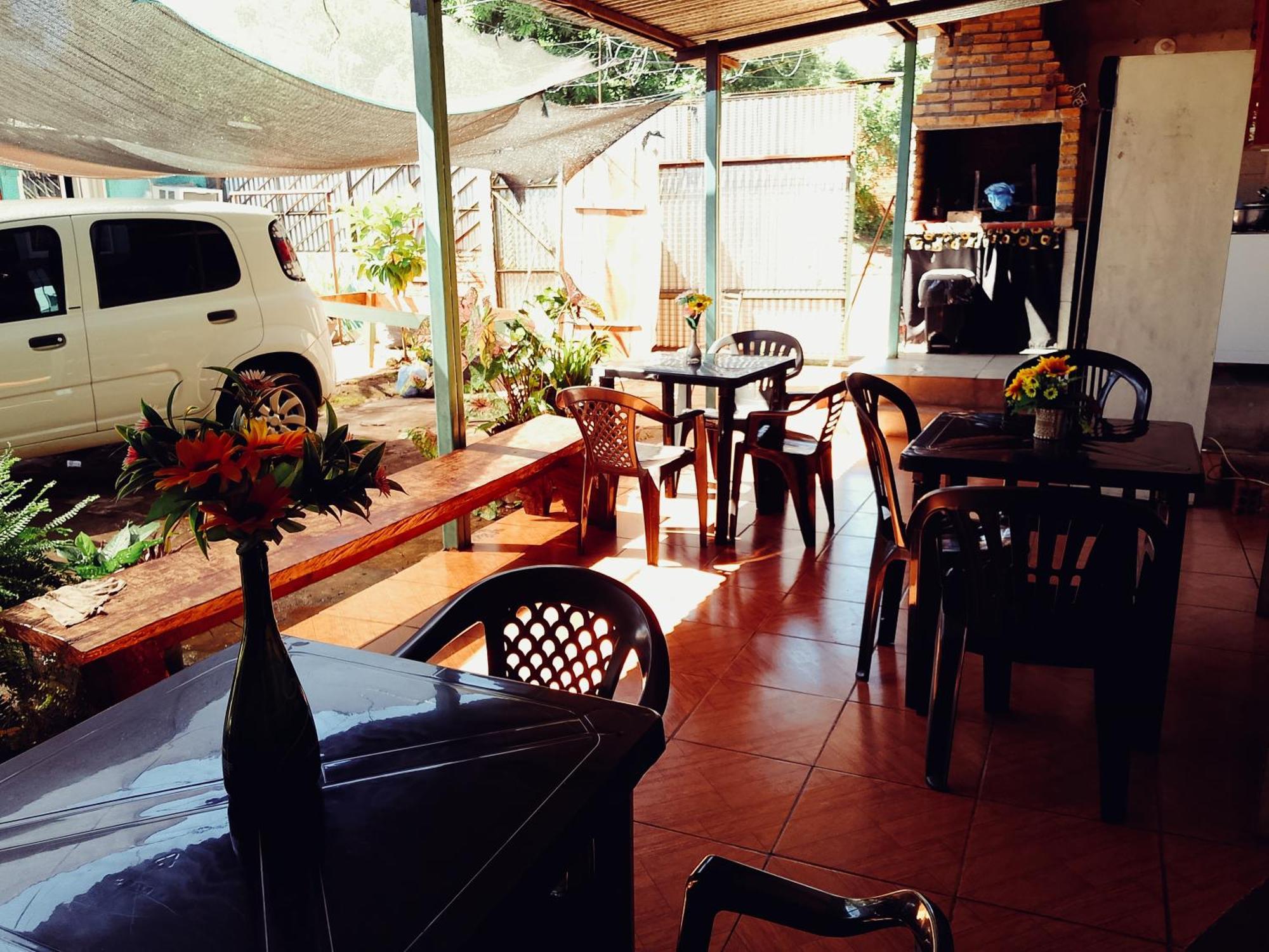 Hostel Loli Puerto Iguazu Luaran gambar